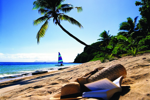 Relaxing in Fiji Resort Luxury