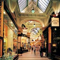 Cheap Melbourne hotel deals: 1 night cheap accommodation at Causeway Inn on the Mall
