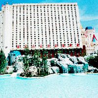 Cheap Las Vegas hotel deals: 1 nights cheap accommodation at Excalibur Hotel & Casino in Las Vegas