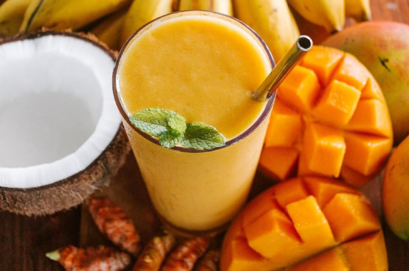 Fresh mango smoothie at Krush Juice Lounge, Apia