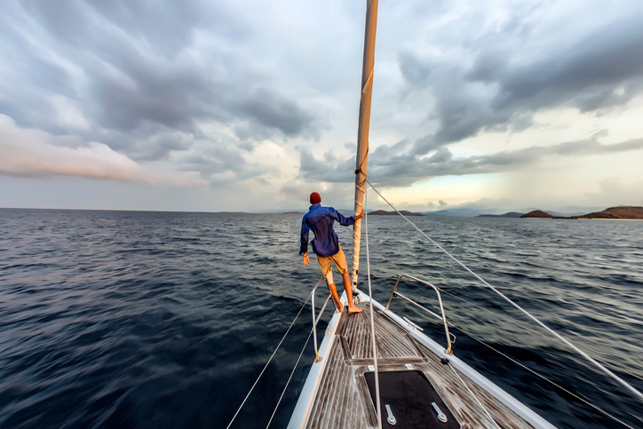 Sail around the world with "The Boat Life Podcast"