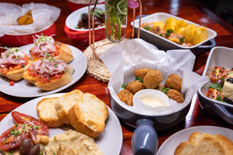 Italian tapas at Paddles Restaurant, Apia, Samoa